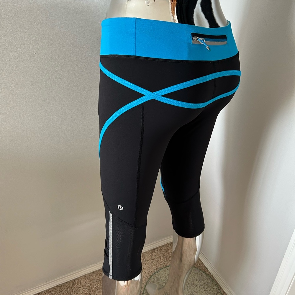 Lululemon run for your life crop
